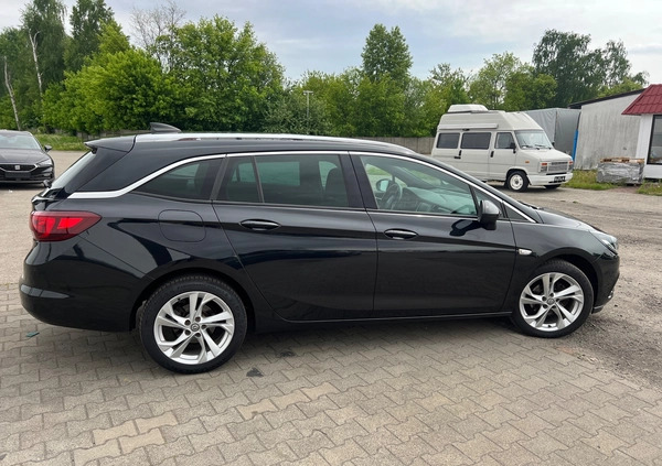 Opel Astra cena 45900 przebieg: 180000, rok produkcji 2016 z Mysłowice małe 497